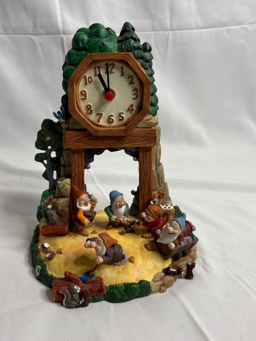 Rare Vintage Disney Seven Dwarfs Table Pendulum Clock Broken See Description